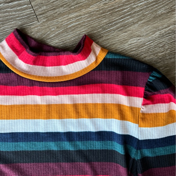 Colorful Striped Mockneck Long sleeve - Picture 2 of 4